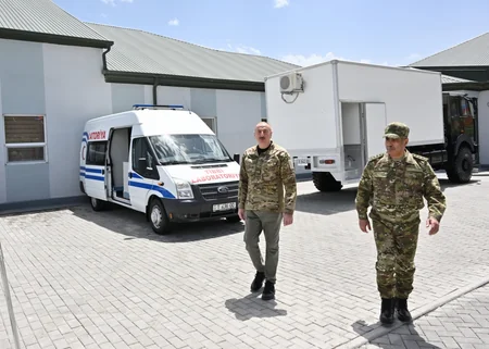 Prezident İlham Əliyev Kəlbəcərdə hərbi hospitalın açılışında iştirak edib