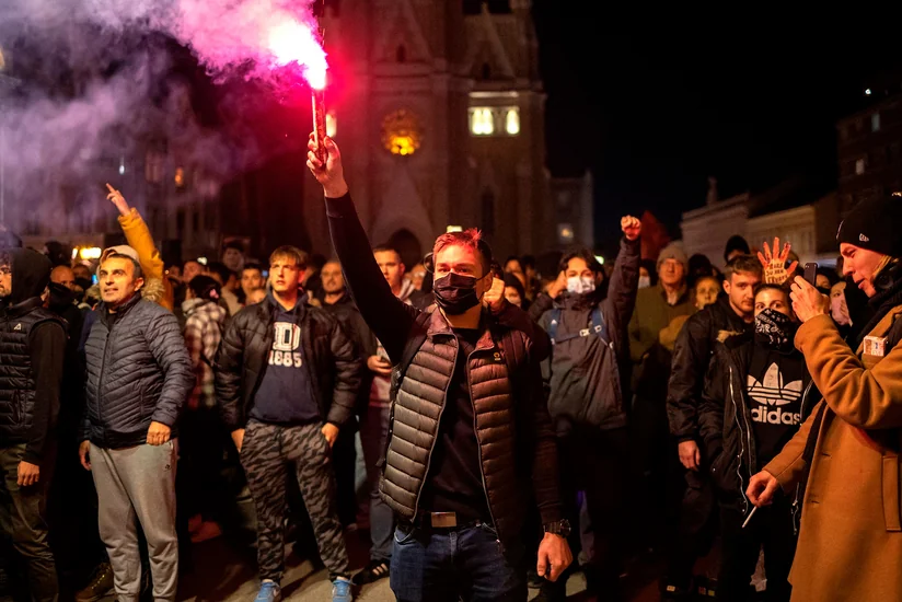 Вице-премьер Сербии обвинил глубинное государство в организации протестов в стране