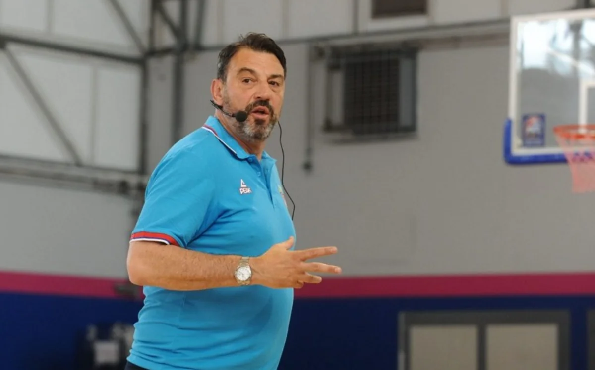 Aleksandar Trifunoviç: Ermənistanla qarşılaşsaq, bu, ən asan oyunumuz olacaq