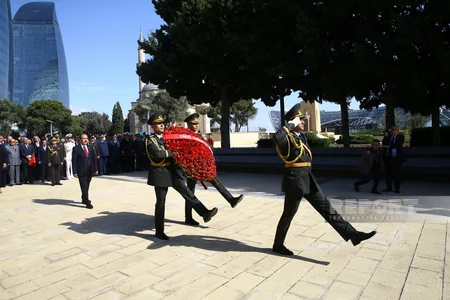 Türkiyə səfiri: Azərbaycanın dörd bir tərəfində dəfn edilmiş yüzlərlə şəhidimiz qardaşlığımızın dərin tarixini göstərir