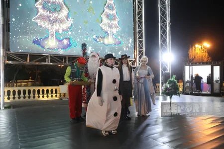 Bakı Yeni ili qarşılamağa hazırdır