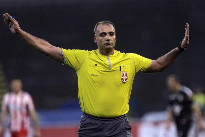 В Сербии футбольный арбитр сел в тюрьму из-за спорных пенальти