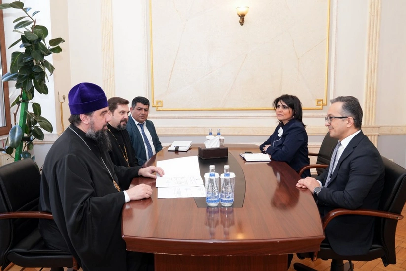 Dövlət Komitəsinin sədri Bakı və Azərbaycan yepiskopu ilə görüşüb