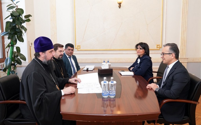 Chairman of State Committee for Work with Religious Organizations meets Bishop of Baku and Azerbaijan