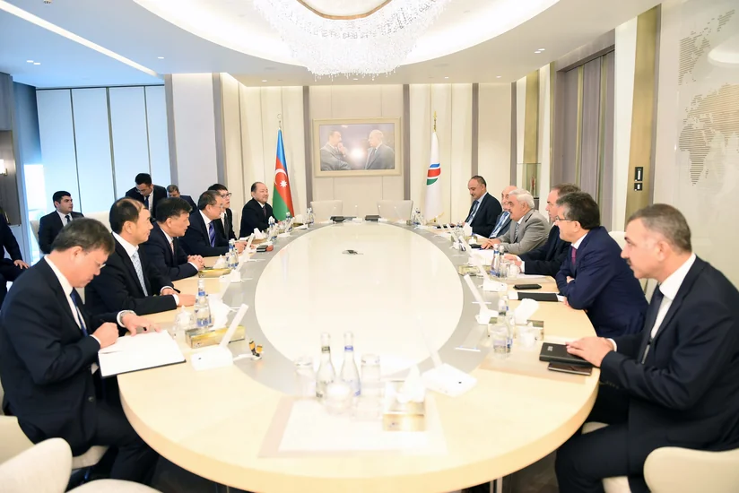 SOCAR и китайская компания учредили совместное предприятие по сейсморазведке