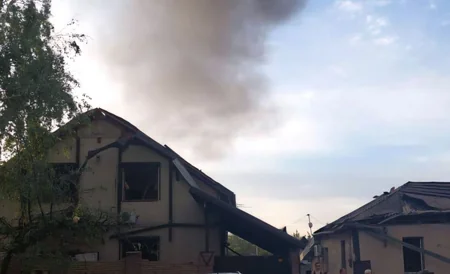 Rusiya Ukraynanın Dnepr şəhərini atəşə tutub, yaralananlar var