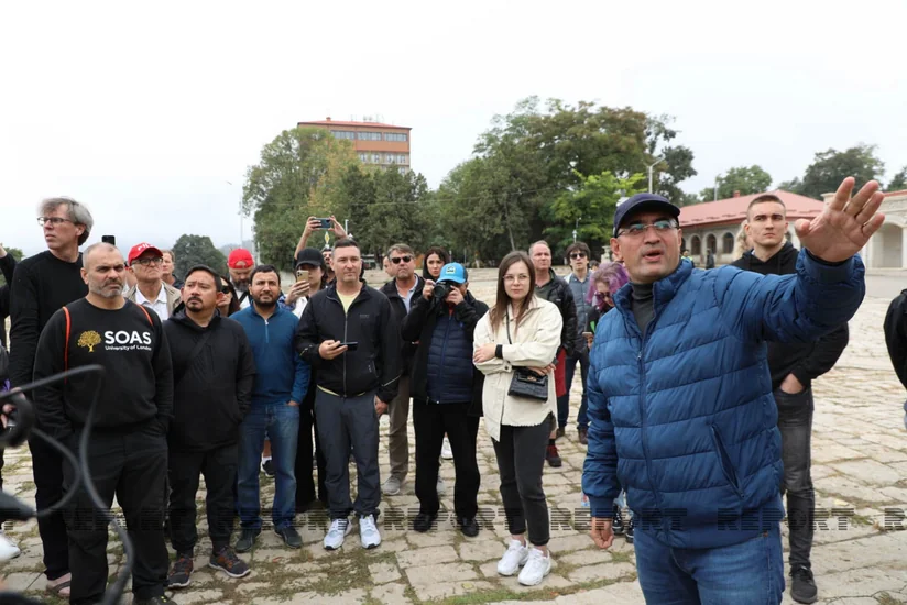 Путешественники ознакомились с ведущимися в Шуше восстановительными работами