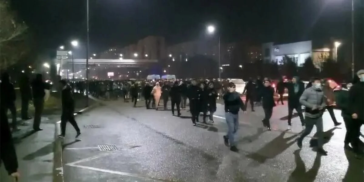 В Алмате ограничили въезд и выезд из города