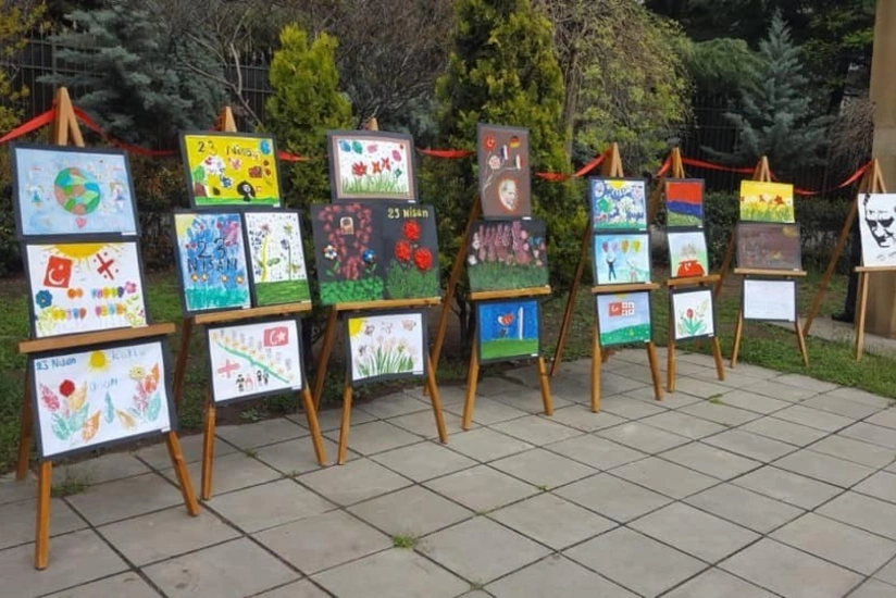 Türkiyənin Gürcüstandakı səfirliyi qondarma “erməni soyqırımı” askiyasının iştirakçılarını sülhə çağırıb