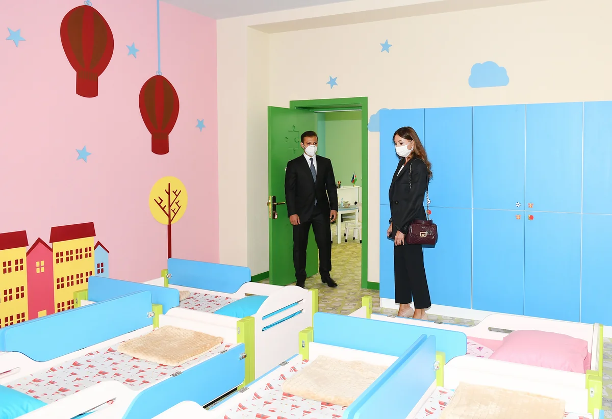 Mehriban Aliyeva attends new building of kindergarten