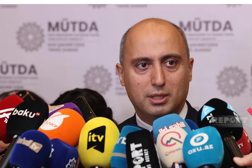 Emin Əmrullayev: Azərbaycanda 400-dən çox məktəb qəzalı vəziyyətdədir