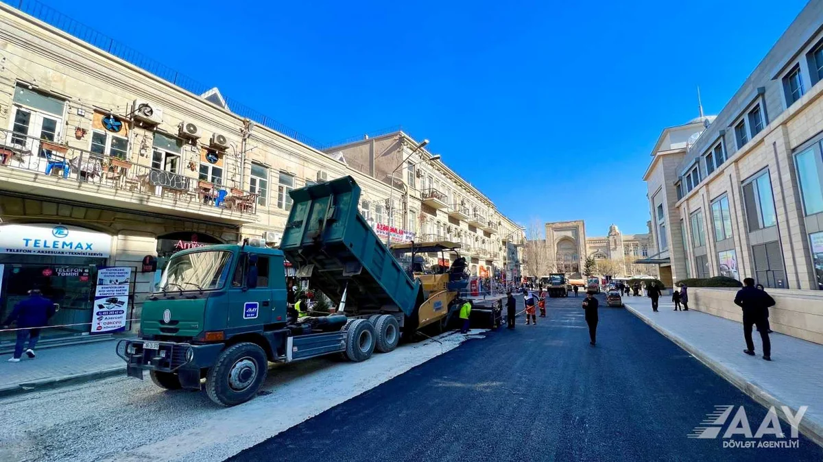 Bakının Füzuli küçəsinin bir hissəsində nəqliyyatın hərəkəti məhdudlaşdırılıb
