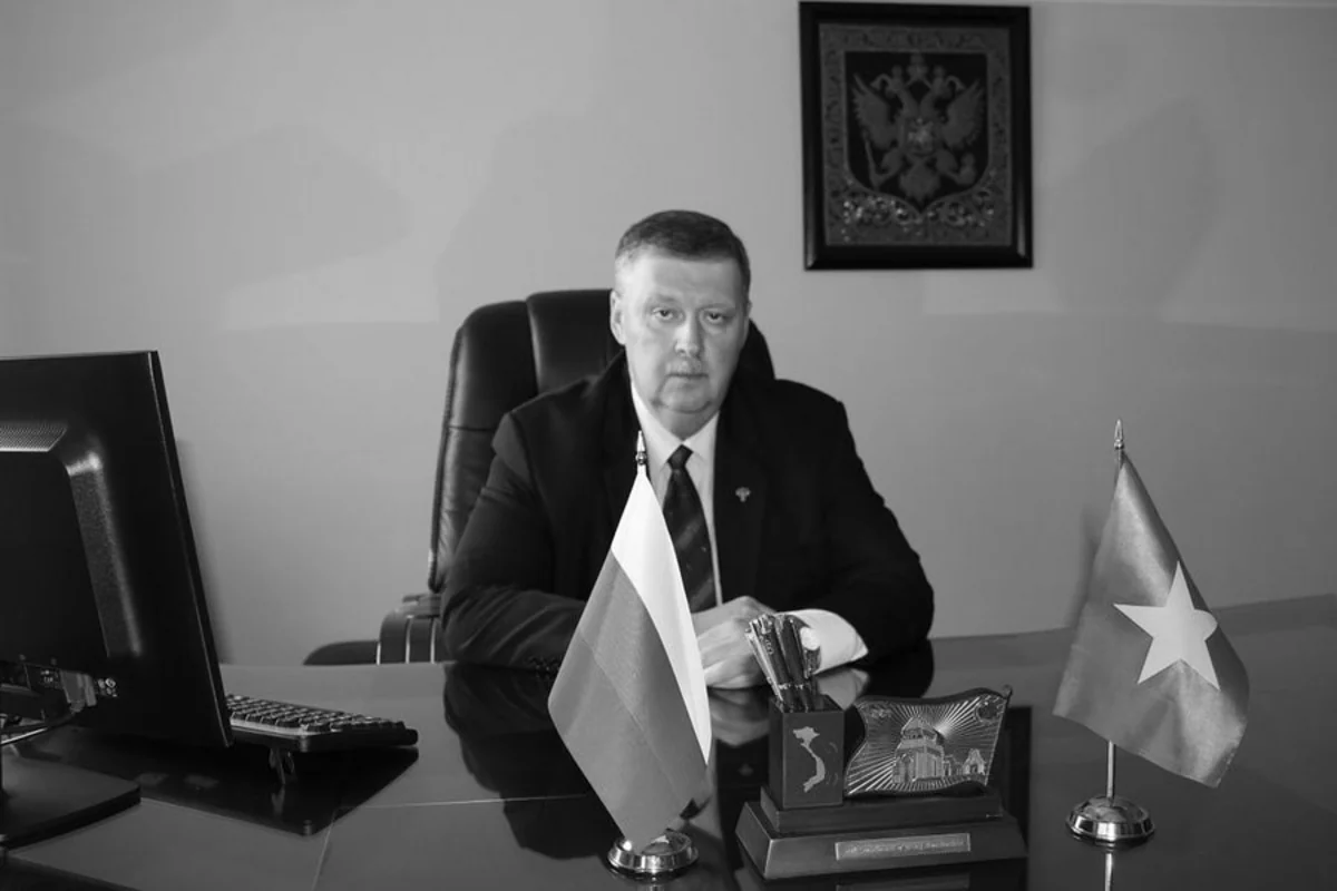 Rusiyanın Vyetnamdakı baş konsulu vəfat edib