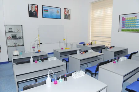 Birinci vitse-prezident DSX-nın Xüsusi Məktəbinin yeni tədris korpusunun açılışında iştirak edib