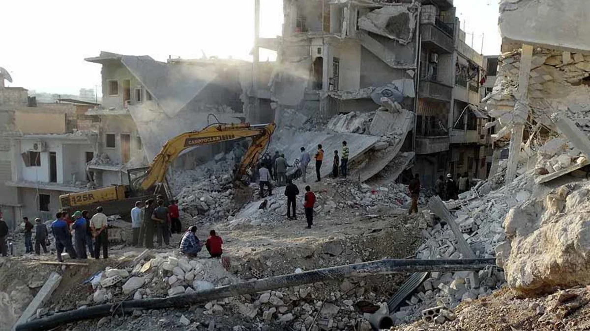 Civil building bombed in Syria, dead and wounded