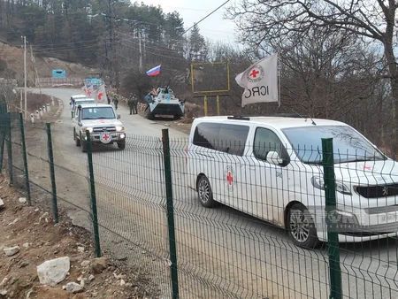 По дороге Ханкенди-Лачын беспрепятственно проехали 19 автомобилей МККК