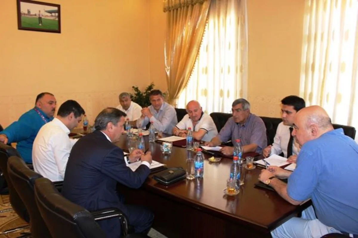 Neftçi klubuna baş məşqçi təyin olunub