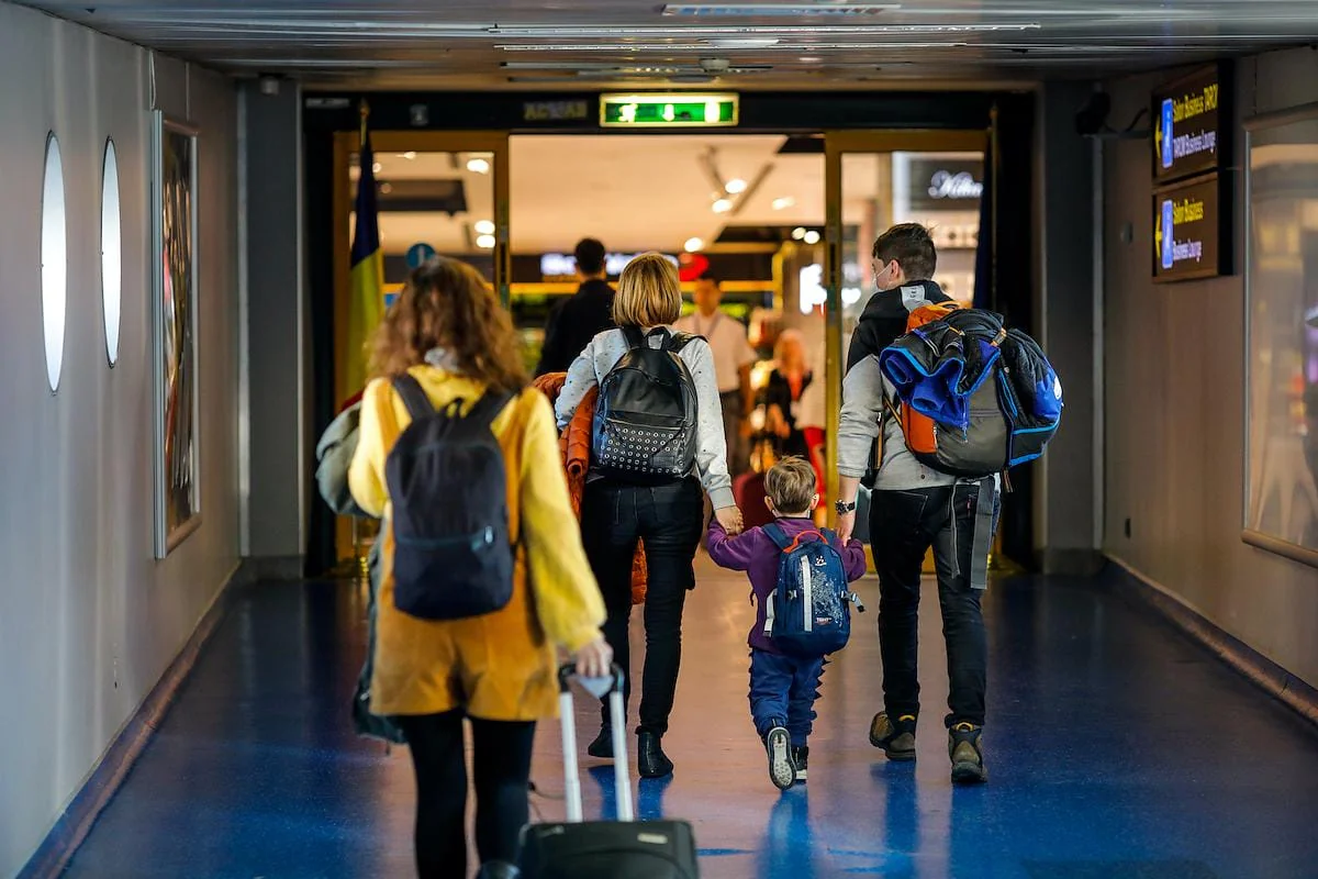 Rumıniya üçüncü ölkələrdən əcnəbilərin daxil olmasına tətbiq edilən qadağanı ləğv edib