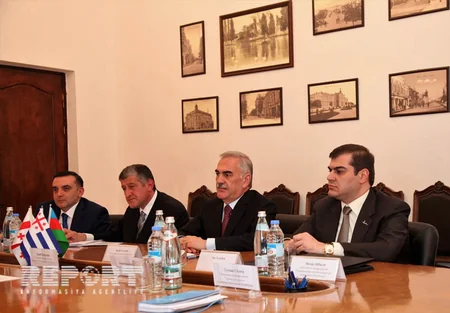 Naxçıvan və Acarıstan arasında əməkdaşlığın perspektivləri müzakirə olunub