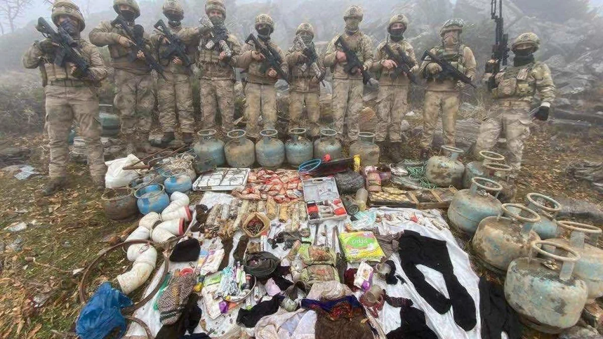 Türkiyə ordusu terrorçuların istifadə etdiyi 8 qatlı mağara aşkarlayıb