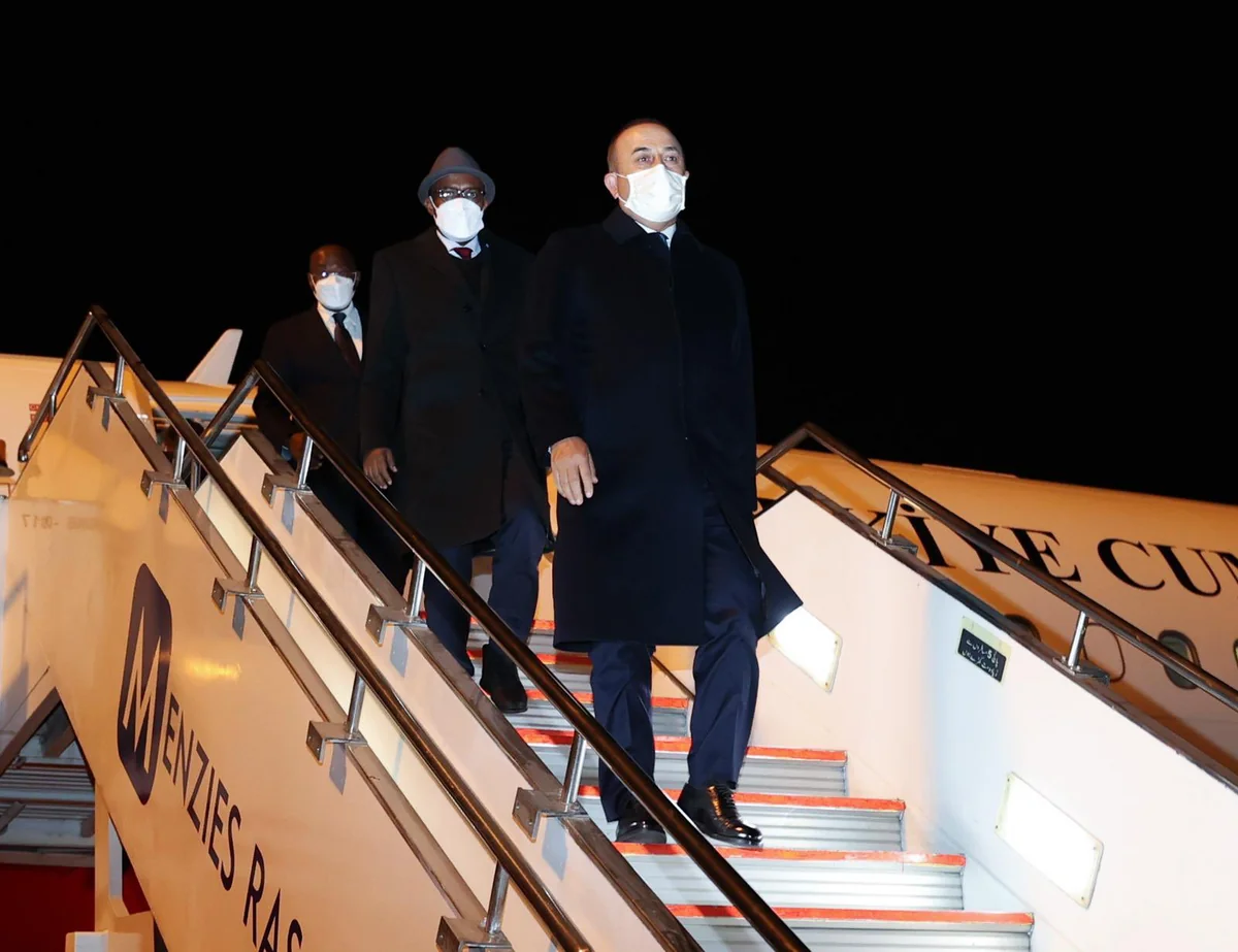 Mövlud Çavuşoğlu Pakistana səfər edib