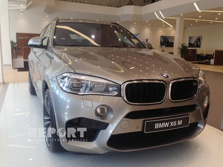 “BMW”nin yeni avtosalonu və iki yeni modeli təqdim olunub