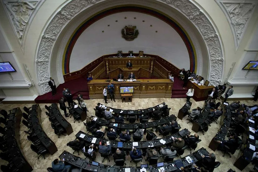Venesuelada fövqəladə vəziyyət elan olunub