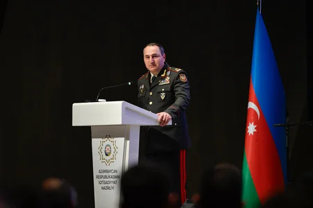 İqtisadiyyat naziri Vətən müharibəsində iştirak etmiş əməkdaşlarla görüşüb