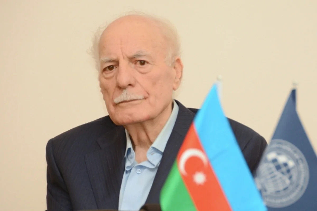 Elman Rüstəmova ağır itki üz verib - FOTO