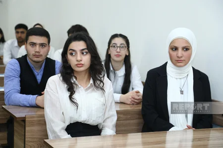 Bakıda cəmiyyətdə nümunəvi ailə modelinin təşviqi üçün gənclərin məsuliyyətinin artırılması müzakirə olunub