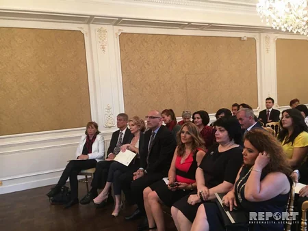 Parisdə Vaqif Səmədoğlunun xatirə gecəsi keçirilib - FOTO - VİDEO