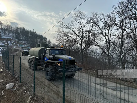 Bu gün Xankəndi-Laçın yolunda sülhməramlıların 56 avtomobili maneəsiz keçib - YENİLƏNİB-9