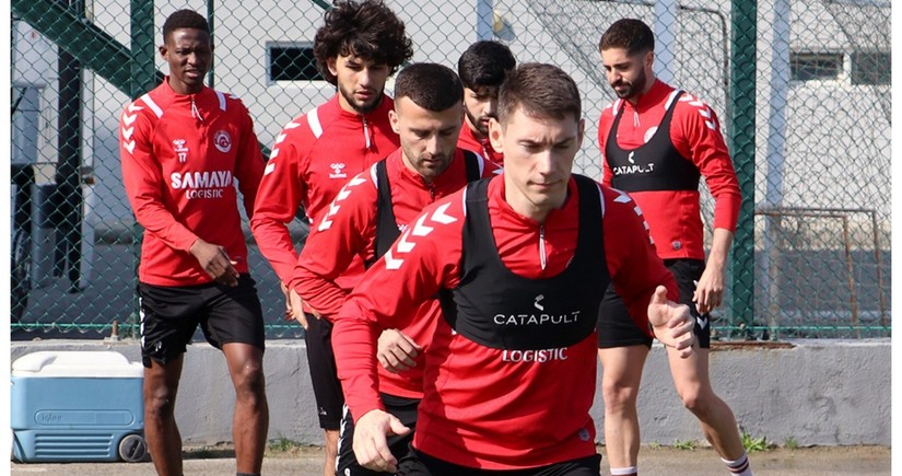 Araz-Naxçıvanın iki futbolçusu zədələrini sağaldaraq məşqlərə başlayıblar