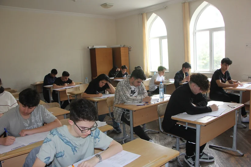 Bu gün DİM 9 illik təhsil səviyyəsi üzrə buraxılış imtahanı keçirib - YENİLƏNİB