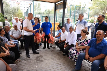 Binəqədidə bərk məişət tullantılarının yığılması üçün yeni konteyner meydançaları yaradılıb