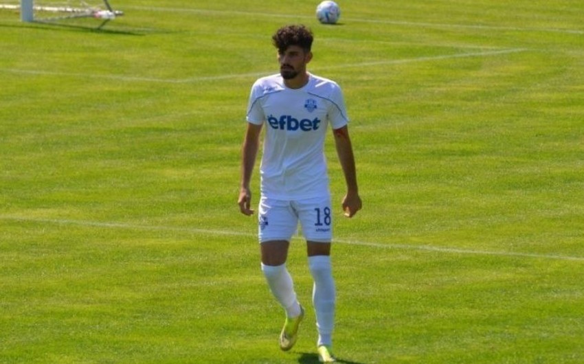 Azərbaycan millisinin futbolçusu klubunu dəyişib