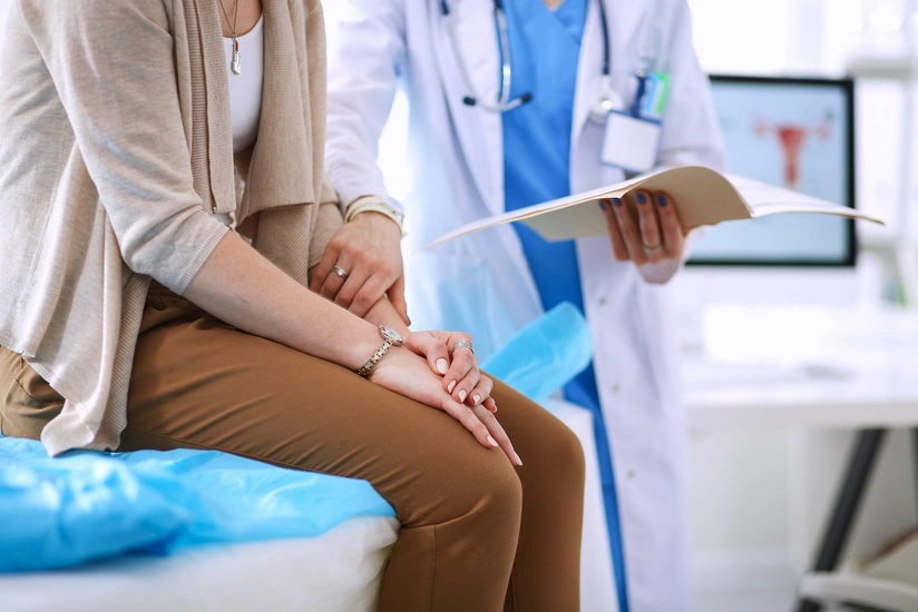 Abşeronda avtomobil gənc qıza xəsarət yetirdi