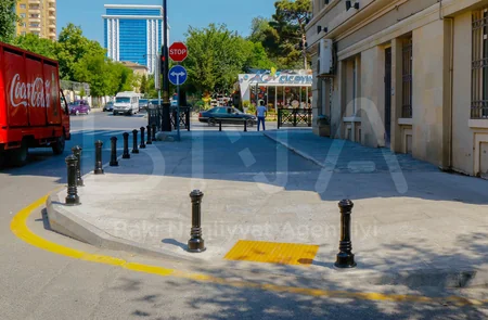 Bakıda 1000-dən artıq piyada keçidində panduslar quraşdırılıb