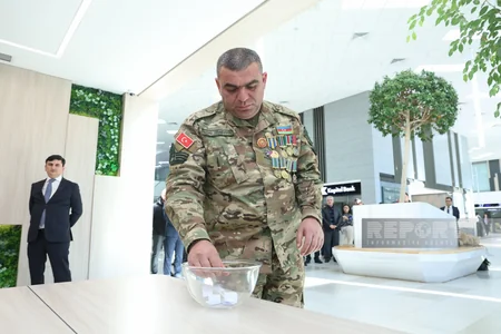 Şəhid ailələri və müharibə ilə əlaqədar əlilliyi olan şəxslərə daha 200 mənzil və fərdi ev verilib