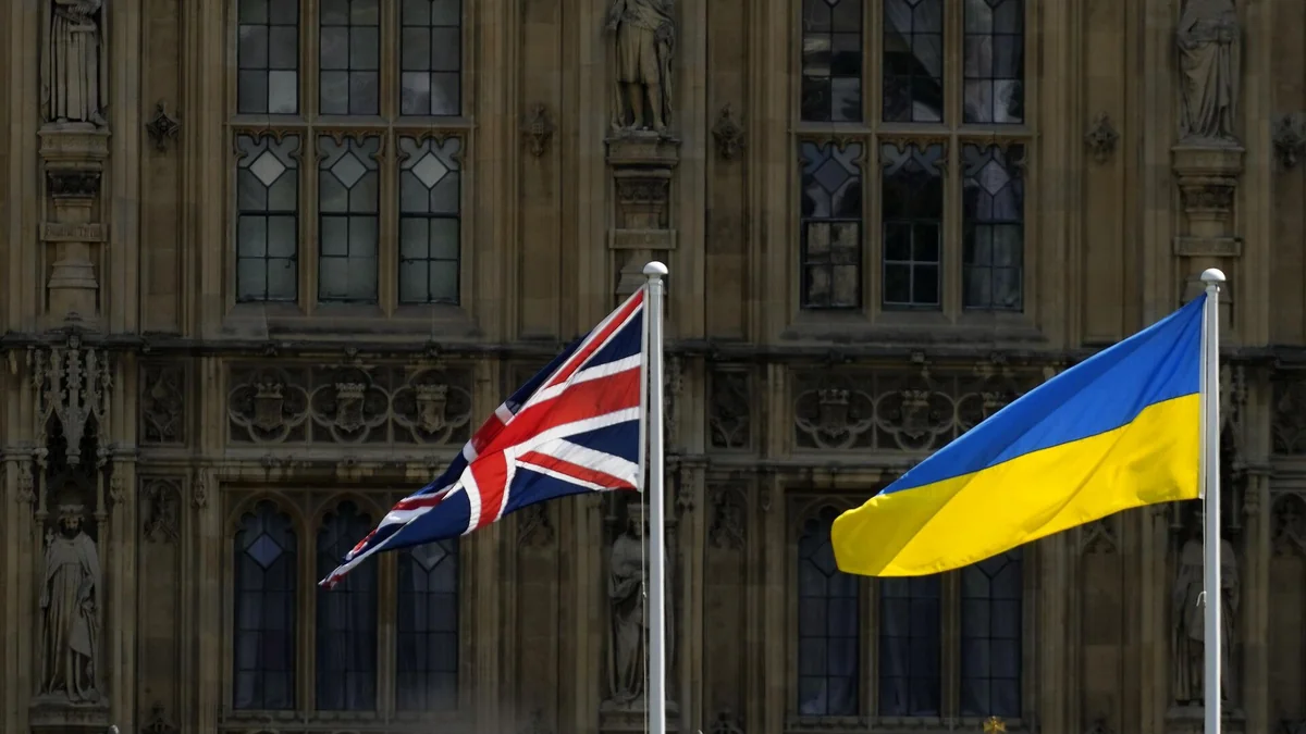 Britaniya Ukraynaya 780 milyon dollarlıq yeni yardım paketi ayırır