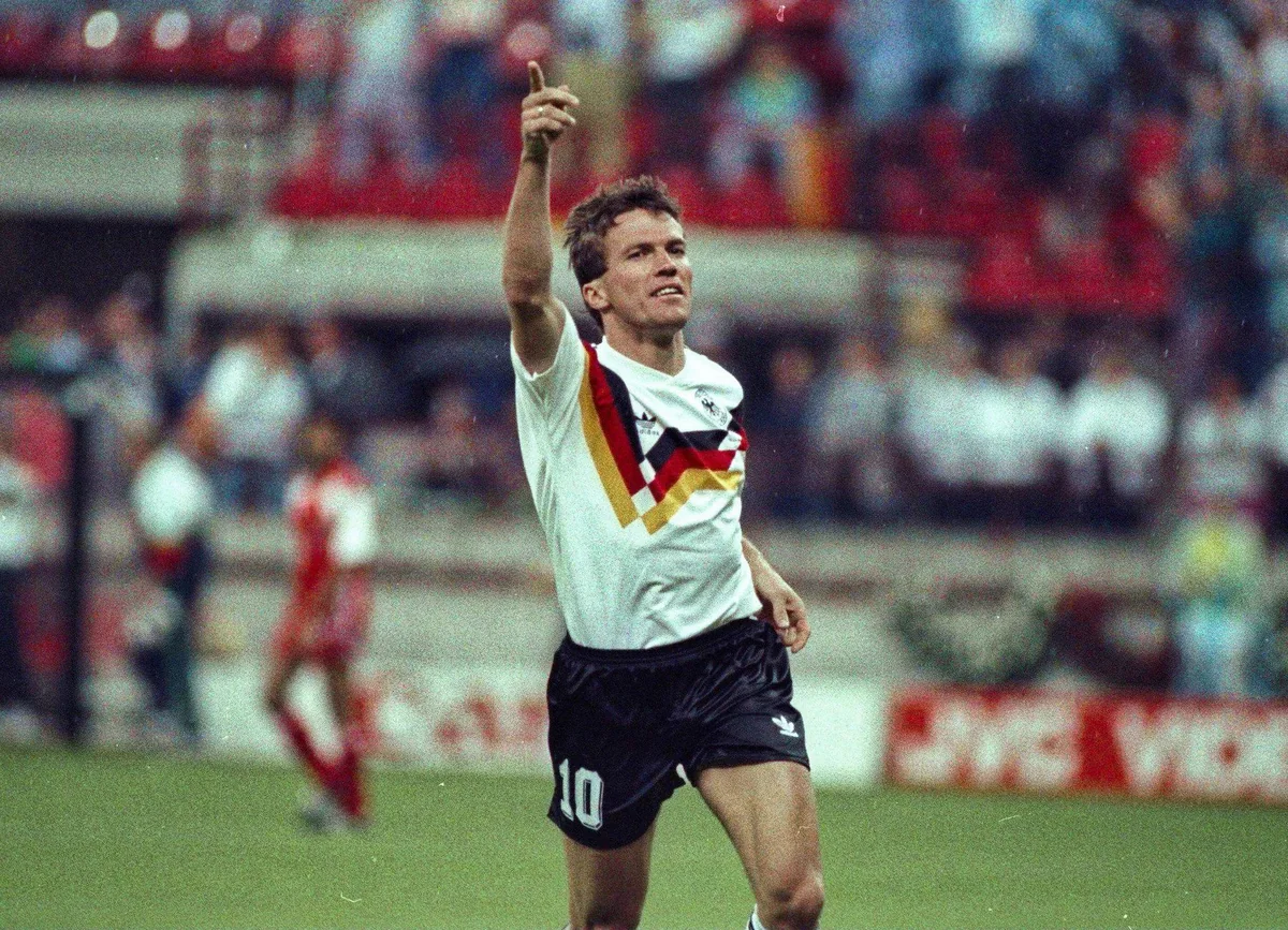Mundiallar tarixində ən çox oyun keçirən futbolçular