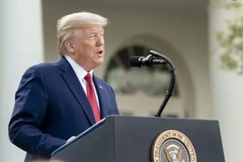 Трамп провел церемонию получения гражданства