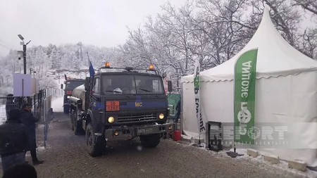 Bu gün Xankəndi-Laçın yolunda sülhməramlıların 43 avtomobili maneəsiz keçib - VİDEO - YENİLƏNİB-7