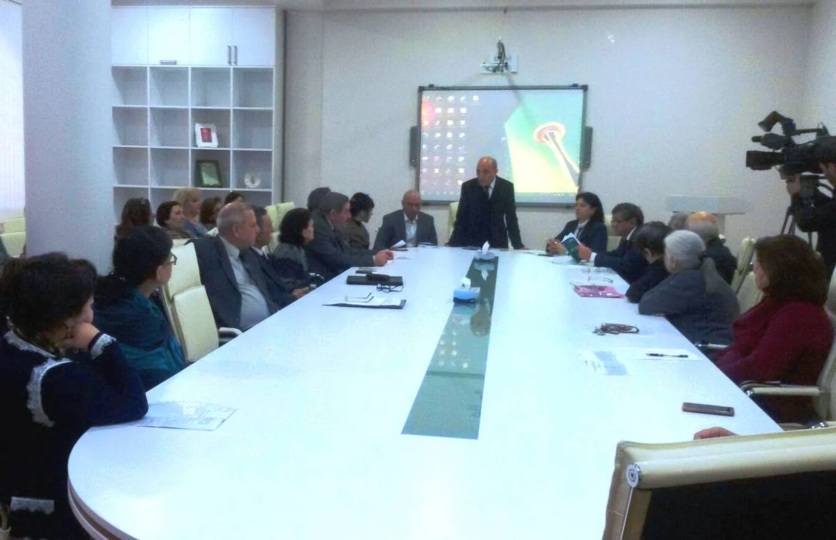 Kitabi-Dədə Qorqudun elm aləminə bəlli olmasının 200 illik yubileyinə həsr olunmuş konfrans keçirilib