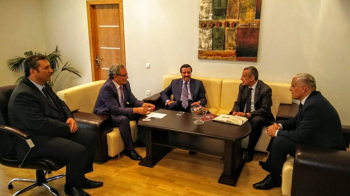 Qətərin Azərbaycandakı səfiri Mətbuat Şurasında olub