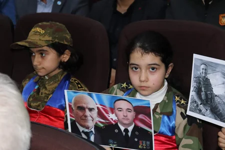 Şəhid mayorun xatirəsinə həsr edilmiş kitabın təqdimatı olub 