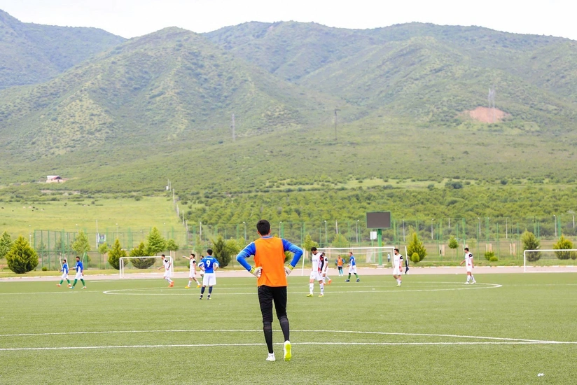 FIFA Azərbaycanın həvəskar klublarından yazdı