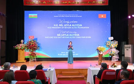 Vice-President of Heydar Aliyev Foundation visits Vietnam