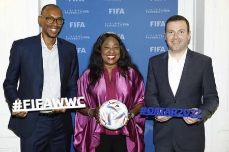 FIFA-nın baş katibi Parisdə Elxan Məmmədovla görüşüb