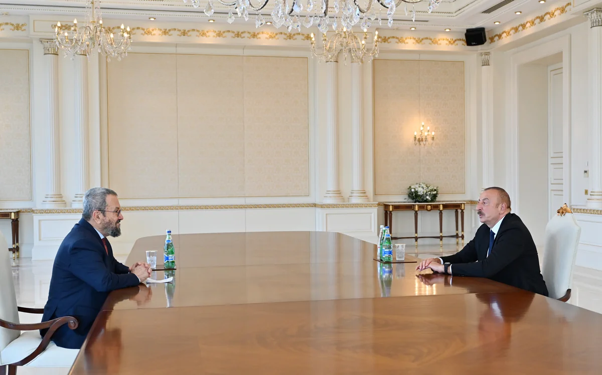 President Ilham Aliyev receives former Israeli PM